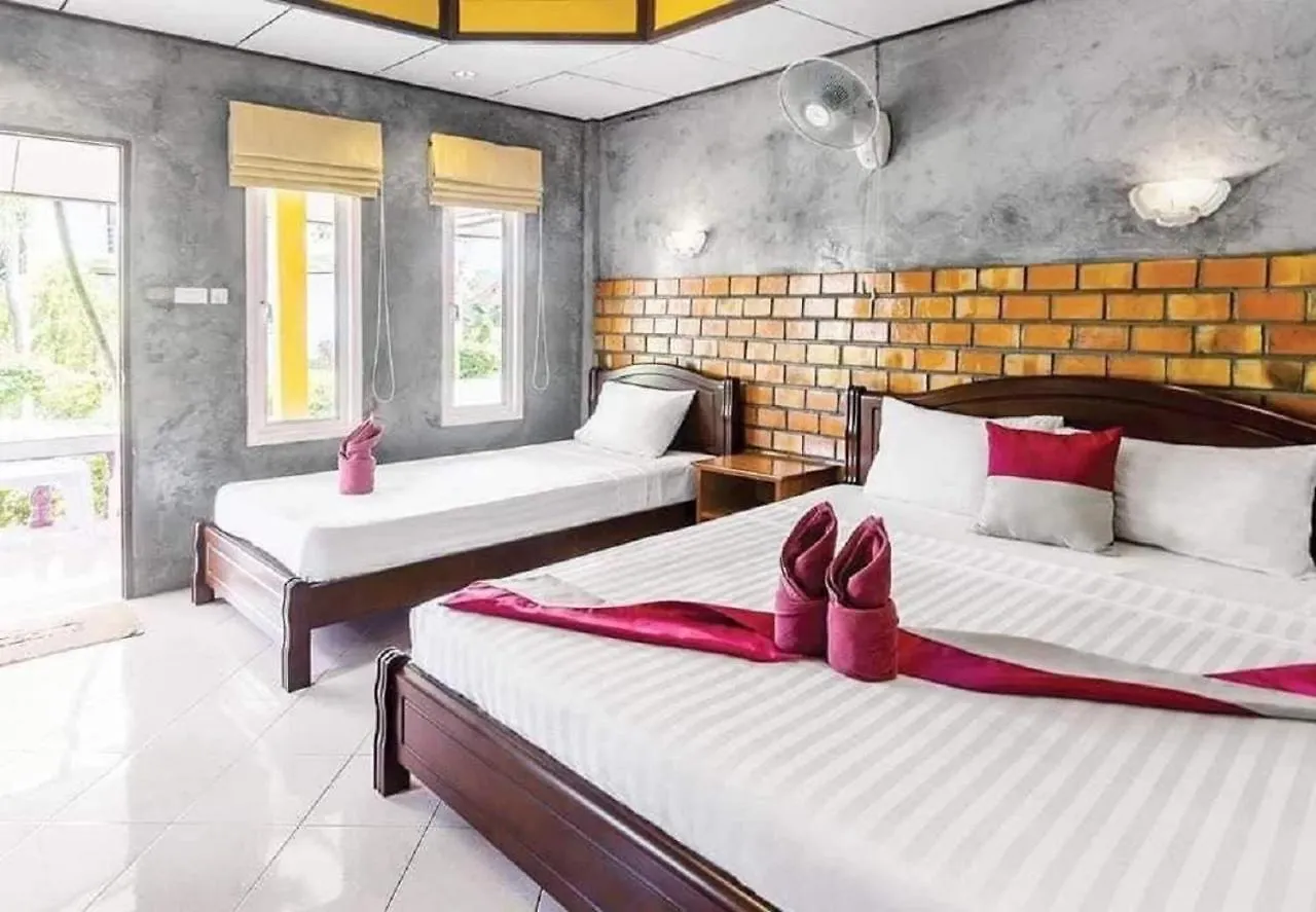 Lanta New Beach Bungalows Ko Lanta Thailand
